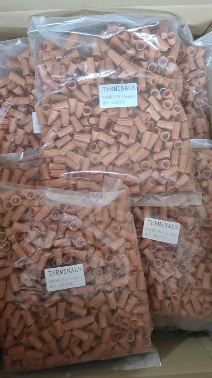 Cút nối xoắn dây điện 3 Cút nối xoắn dây điện