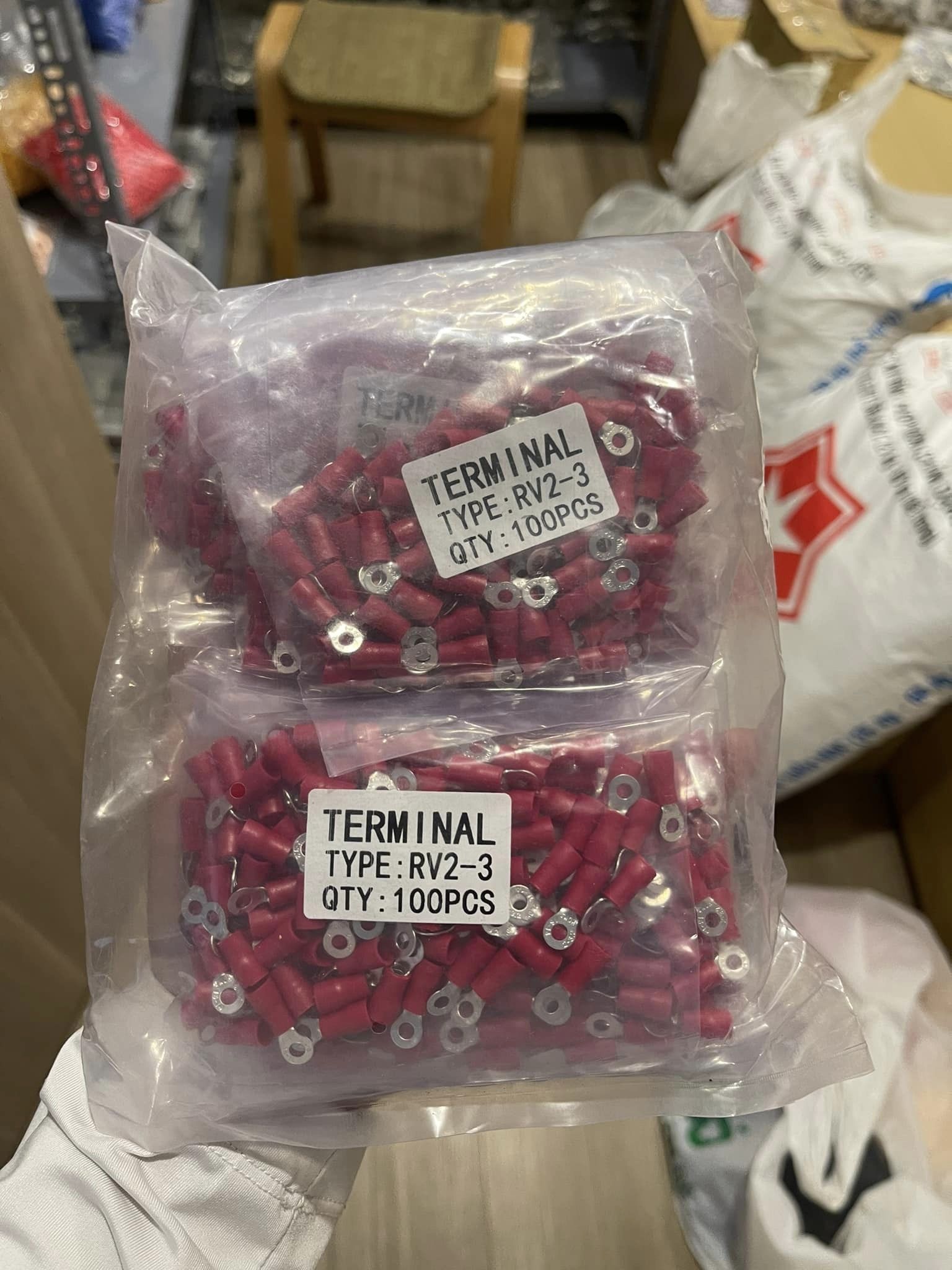 cos tron boc nhua do 1 cos tron boc nhua do