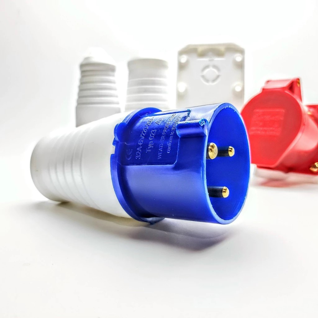 ổ-cắm-phíc-cắm-4 ổ-cắm-phíc-cắm-4